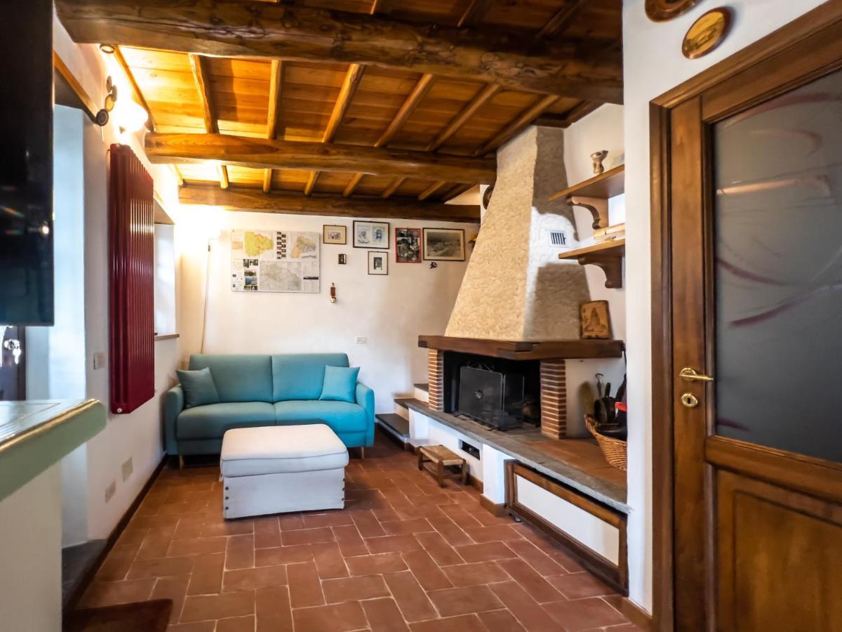 Deliziosa Casetta Sull'Appennino Toscano Montefegatesi エクステリア 写真