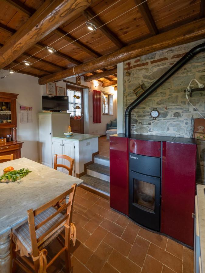 Deliziosa Casetta Sull'Appennino Toscano Montefegatesi エクステリア 写真