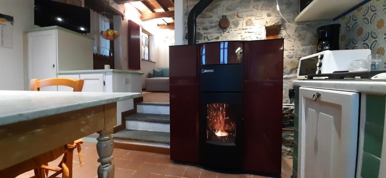 Deliziosa Casetta Sull'Appennino Toscano Montefegatesi エクステリア 写真