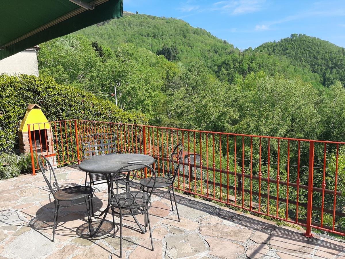 Deliziosa Casetta Sull'Appennino Toscano Montefegatesi エクステリア 写真