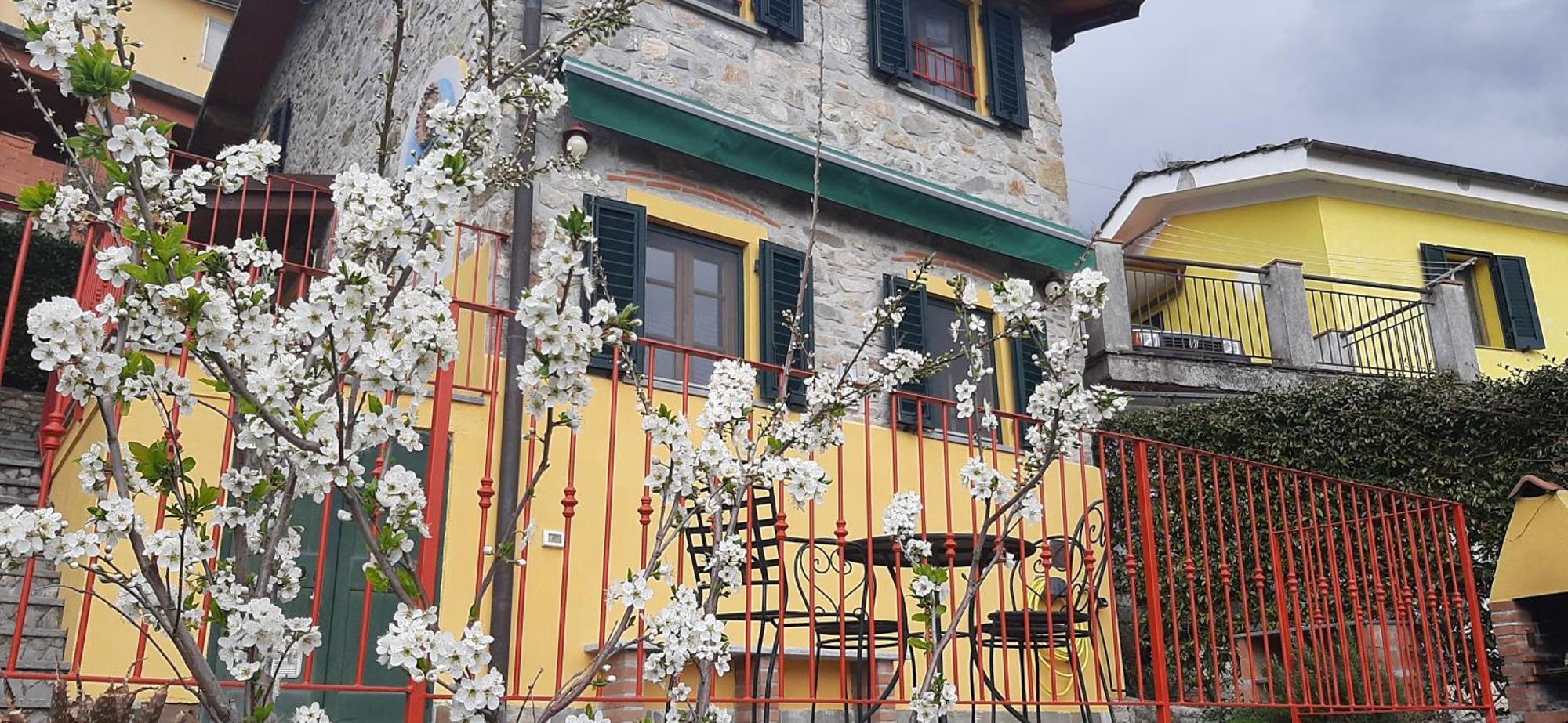 Deliziosa Casetta Sull'Appennino Toscano Montefegatesi エクステリア 写真