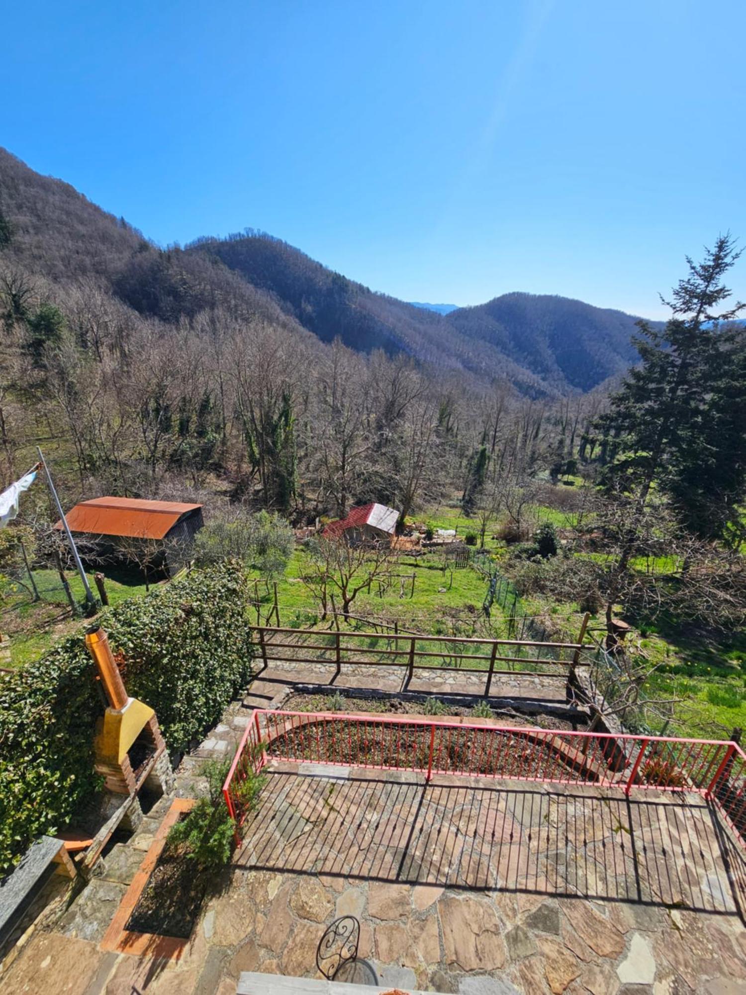 Deliziosa Casetta Sull'Appennino Toscano Montefegatesi エクステリア 写真